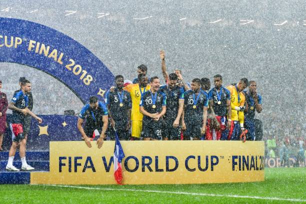 比赛竞争激 比赛竞争激